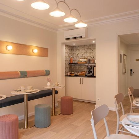 Hotel Avama Prony Париж Экстерьер фото